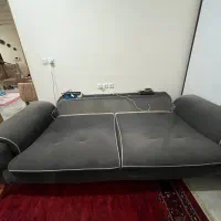 عدد مبل تخت شو بزرگ‌ سالم‌/ رایگان