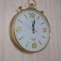 ساعت دیواری