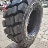 فروش انواع لاستیک بابکت وبیل بکهوولودر وغیره|قطعات یدکی و لوازم جانبی|تهران, امین حضور|دیوار