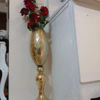 گلدان طلایی