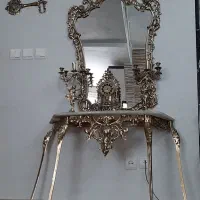 آینه و شمعدان برنز همراه کنسول