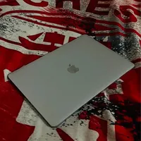 اپل مک بوک پرو M1