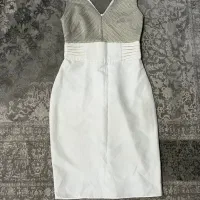 تعدادی لباس زنانه مجلسی