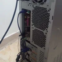 کامیپوتر|میز تحریر و کامپیوتر|گیان, |دیوار