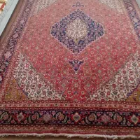 فرش دست بافت پشم فقط یه پاره گی جزئ دارد|فرش|خوی, |دیوار