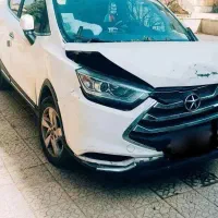 جک S3 مدل 1400 نیازمند به تعمیر