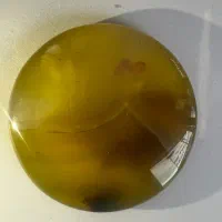 سنگ چشم ببر و عقیق زرد با رگه از کوارتز سفید