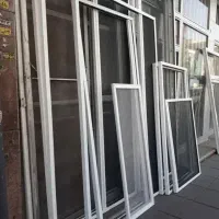 تولید توری پلیسه و درو پنجره یو پی وی سی