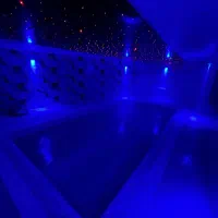 اجاره-روزانه-ویلای-استخردار