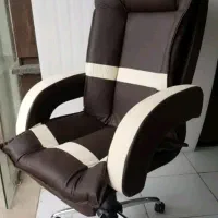 ارگونومیک صندلی شاد درحدنو کامپیوتر خوب دست دوم ح