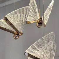 چراغ آویز پروانه ای