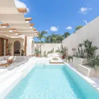 آموزش شنا بانوان