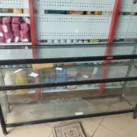 میز ویترین مغازه