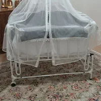 گهواره کودک دلیجان