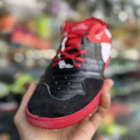 کفش فوتبال سالنی یوز سایز ۴۰ الی ۴۵|کیف، کفش، کمربند|تهران, فدک|دیوار