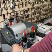 کلید سازی افشار پردیس با ۳۰ سال سابقه و جواز کسب