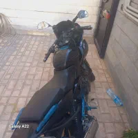 پالس 220 یوجی فور مشکی