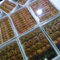 کار در گارگاه باقلوا