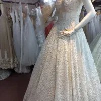 سبد بله برون ۵۰۰ لباس عروس لباس مجلسی خرید چکی دفت|لباس|کاشان, رجایی|دیوار