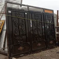 درب آهنی بزرگ