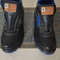 کفش ایمنی|کیف، کفش، کمربند|اهواز, سلطانمنش|دیوار