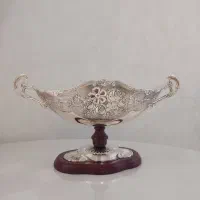 شکلات خوری و گلدان