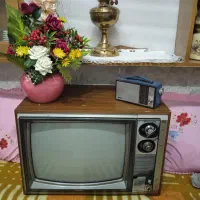 تلویزیون سیاه سفید قدیمی  مبله توشیبا  نوستالژیک