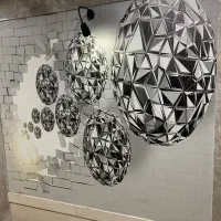 نقاشی و نصب کاغذ دیواری(پوستر ) و کف پوش