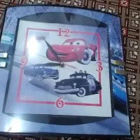 ساعت دیواری