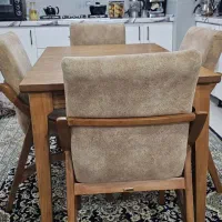 میز ناهار خوری