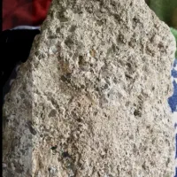 مشکوک به شهاب سنگ جواهرات