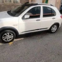 کوییک Rسفید مشکی