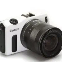 دوربین کنون eos m بسیار نو