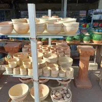 ظرف سفالی و کوزه آب