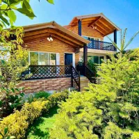 ویلااستخرداخلی تاپ لوکیشن