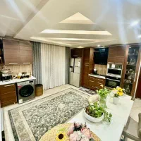 203-متر-5-ساله-تکواحدی-154-شرقی-با-2-پارکینگ-تخلیه