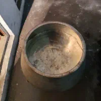 دیگ مسی خیلی قدیمی|کلکسیون اشیاء عتیقه|ری, علایین|دیوار