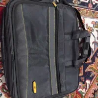 فقط کیف درعجب شیراست