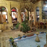 همکار خانم یا آقا سالندار رستوران سنتی