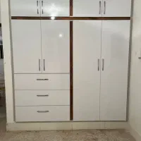 ساخت و نصب و تعمیرات کابینت و کمد دیواری