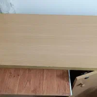 میزتحریر وکامپیوتر