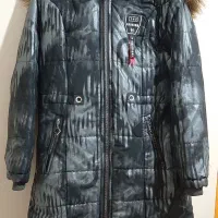 کاپشن|لباس|آفتاب, |دیوار