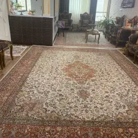 فروش فرش ماشینی دست دوم دو تخته۱۲متری