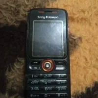 گوشی ساده سونی