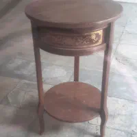 میز کنار سالنی، سالم