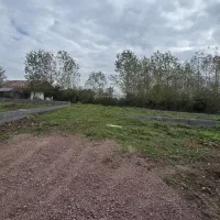 زمین خوش قواره/ محیط سرسبز و آرام