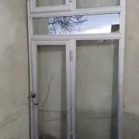 دو عدد پنجره سالم هر کدام شش میلیون وپانصد