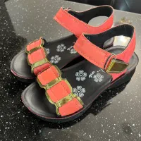 کفش های  دخترانه|کفش و لباس بچه|پردیس, فاز ۱۱|دیوار