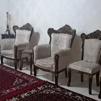 مبل سلطنتی ۹نفره جنس چوب گردو همراه میز عسلی|مبلمان خانگی و میز عسلی|همدان, |دیوار