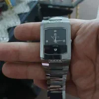 ساعت نو نو مناسب روز مرد